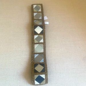 Anthropologie belt